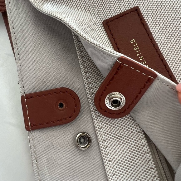 WANT LES  ESSENTIELS Marti Leather-Trimmed Tote Bag - Picture 7 of 10